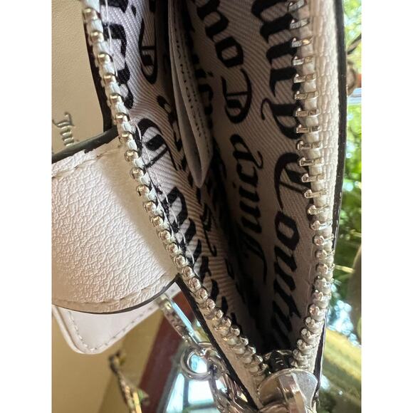JUICY COUTURE Card 5-compartment Wallet with clasp - Picture 12 of 14